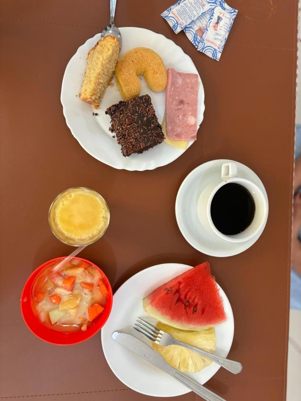 Euro Plaza Hotel - Proximo Ao Aeroporto De Goiania, Santa Genoveva エクステリア 写真