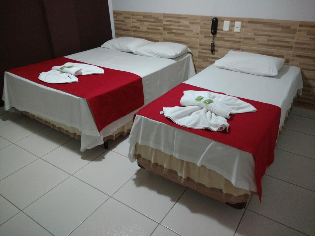 Euro Plaza Hotel - Proximo Ao Aeroporto De Goiania, Santa Genoveva エクステリア 写真