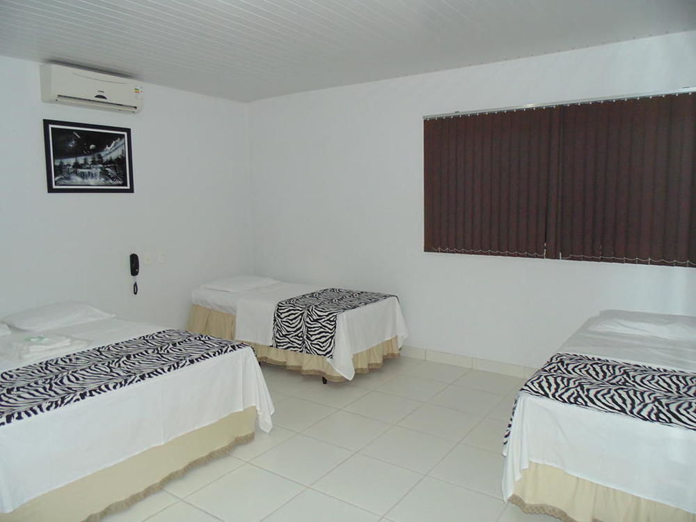 Euro Plaza Hotel - Proximo Ao Aeroporto De Goiania, Santa Genoveva エクステリア 写真