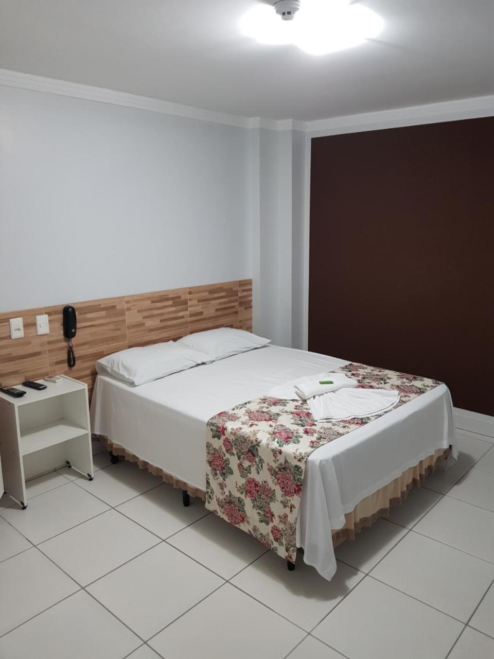 Euro Plaza Hotel - Proximo Ao Aeroporto De Goiania, Santa Genoveva エクステリア 写真